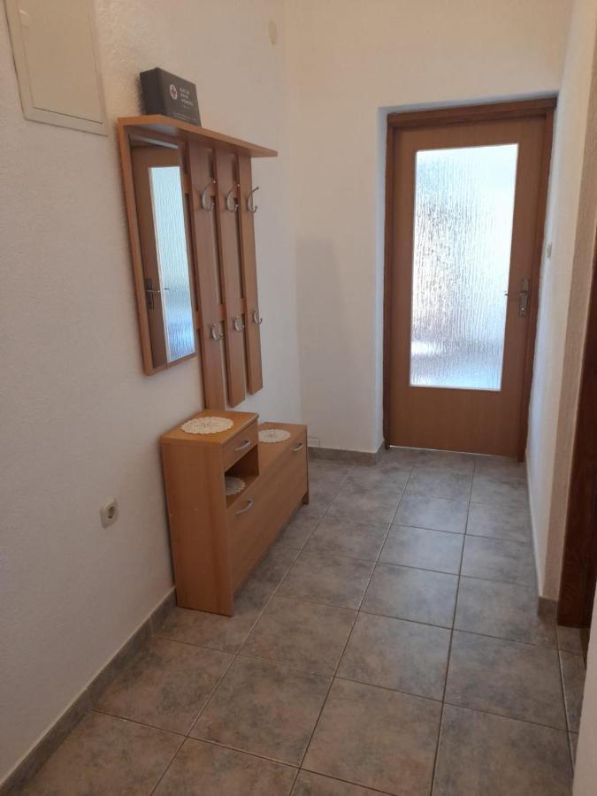 סנג' Apartman Karin 2 מראה חיצוני תמונה